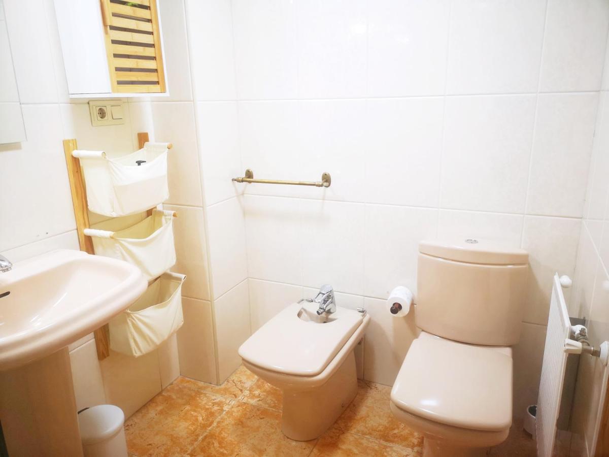 Apartamento ARTE, centro oviedo, wiffi, parking Esterno foto